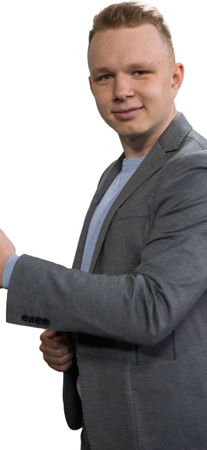 检索筛选界面，上方是题材标签的多选按钮组，中间是字数区间与连载状态滑块，下方实时显示筛选结果数量